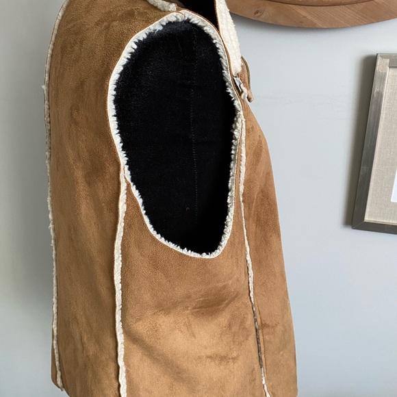 Michael Kors Vest - Picture 3 of 6